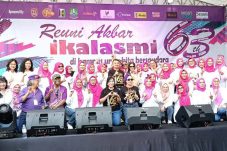 Reuni Akbar