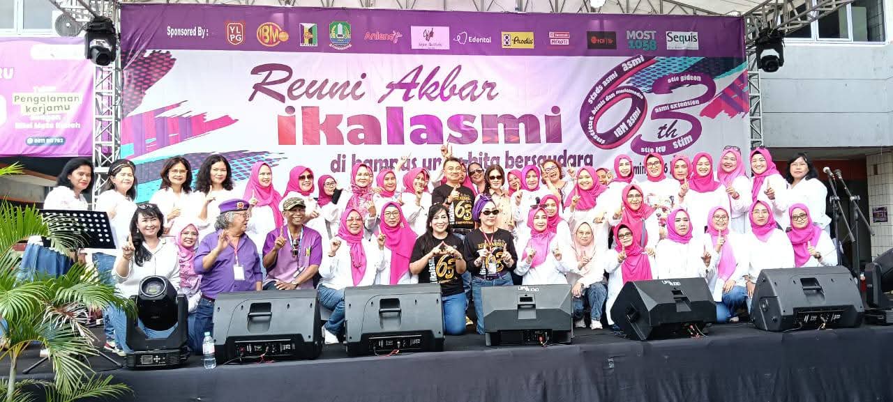 Reuni Akbar