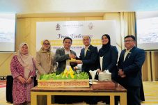 Trimurti Restaurant Grand Mercure Malang Mirama Resmi Bersertifikat Halal 1