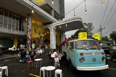 Yello Hotel Jemursari Surabaya Perkenalkan Urban District Market , Ruang Kreatif Baru Di Surabaya