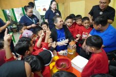 ascot jakartaDi Hari Edukasi Lingkungan Sedunia Ascott Jakarta Gadeng PWD