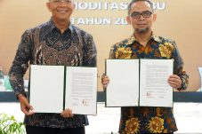 Agrosolution Petrokimia Gresik Beri Jaminan Pasar Kepada Petani Tebu.