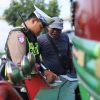 Satlantas Polres Gresik Tindak Tegas Truk Langgar Jam Operasional
