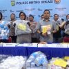 ‎Polisi Bongkar Peredaran Narkoba dan Obat Keras, Ratusan Ribu Butir di Sita