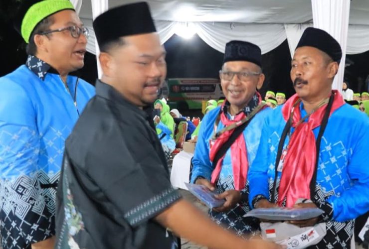 Wabup Gresik dan Istri Masuk Kloter 46 Jamaah Haji Reguler