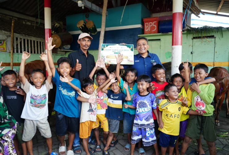 Petrokimia Gresik Salurkan Hewan Kurban Senilai Rp 1,8 Miliar