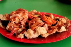 Gurami Asam Manis, Capcay dan Ayam Bakar Paling Joss Disukai Pelanggan