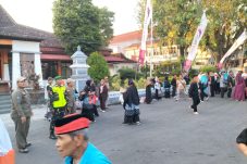 Babinsa Koramil 01/ Ngawi Amankan Kepulangan Jamaah Haji Kabupaten Ngawi Tahun 2026