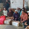 Danramil Paron Bersama Dinsos dan Forpimca Salurkan Bantuan untuk Korban Kebakaran
