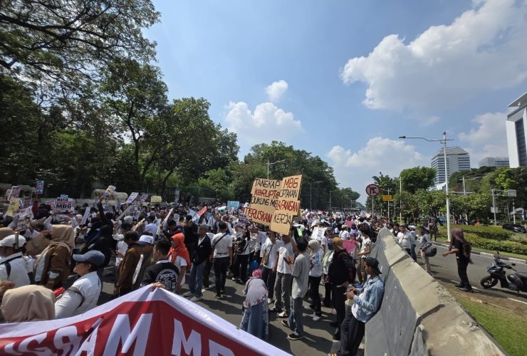 Polda Metro Jaya Pastikan Aksi Unjuk Rasa di Silang Selatan Monas Terkendali