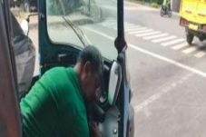 Geger! Sopir Bajaj Ditemukan Tewas di Lampu Merah Jembatan Tiga
