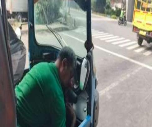 Geger! Sopir Bajaj Ditemukan Tewas di Lampu Merah Jembatan Tiga