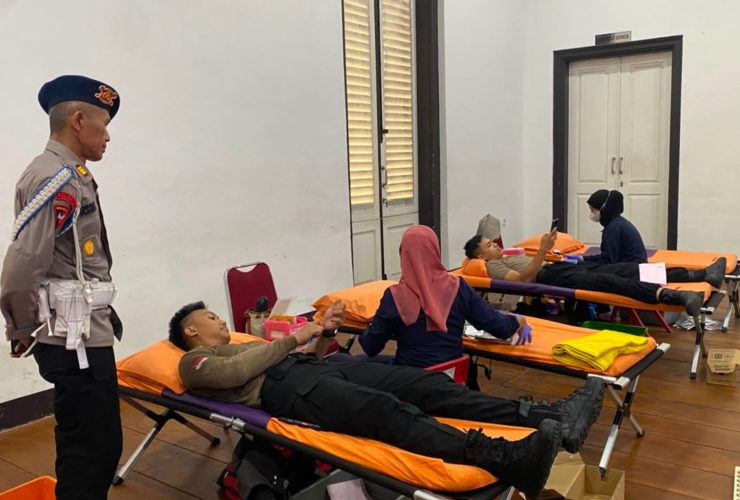 Brimob Polda Metro, Donor Darah dI Hari Bhayangkara ke-80, Libatkan 100 Personel