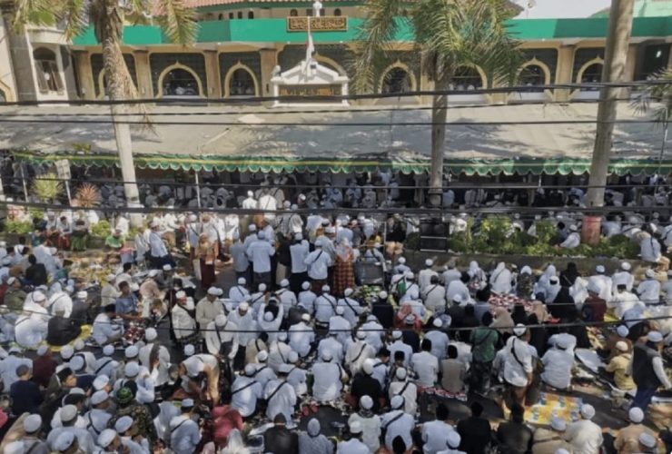 Aston Gresik Bangga Bisa Berpartisipasi.Pelaksanaan Haul Habib Abu Bakar