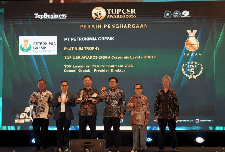Petrokimia Gresik Raih Top CSR #Stars Platinum Trophy 2026