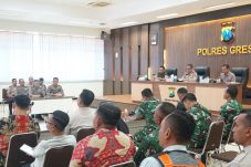 Jelang Suro Kapolres Gresik Kumpulkan Perguruan Silat