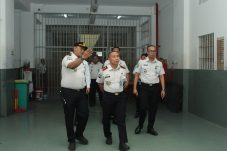 Kakanwil Ditjenpas Jatim Tinjau Pelayanan dan Keamanan Rutan Surabaya