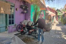Polsek Gresik Kota Ringkus Sepasang Kekasih Pencuri Motor