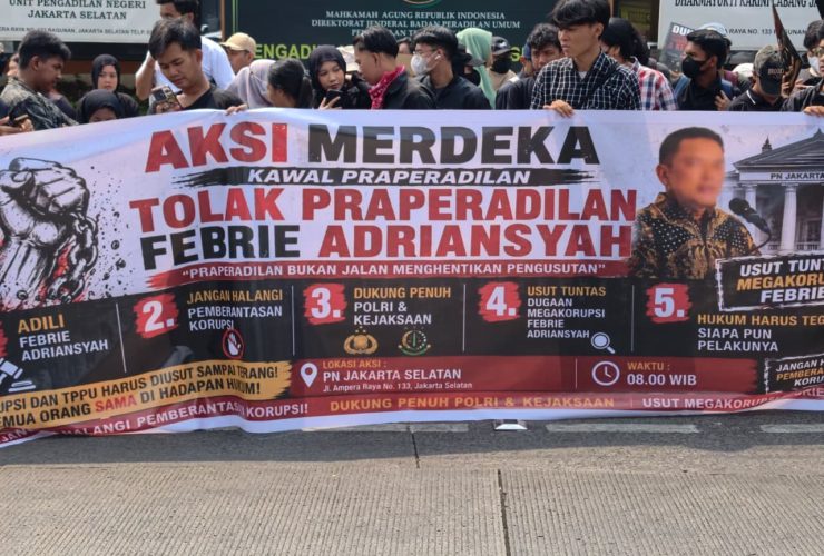 Massa Sampaikan Aspirasi di PN Jaksel, Minta Praperadilan Febrie Adriansyah Ditolak