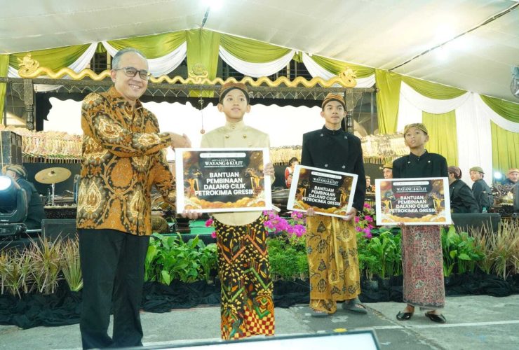Growing the Future Petrokimia Gresik Bina Remaja Pelestari Budaya Lokal