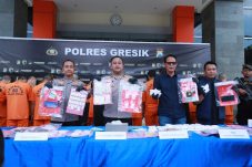 Polres Gresik Ungkap 14 Kasus Narkoba 17 Tersangka Diamankan