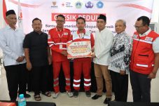 Pemkab Gresik Kirim Bantuan Rp 250 Juta untuk NTT