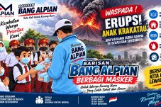 Waspada Debu Erupsi Anak Krakatau, Barisan Bang Alpian Bagikan Masker