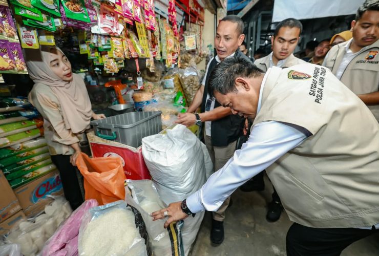 Satgas Pangan Polda Jatim Sidak Pasar Pucang, Usut Beras Premium