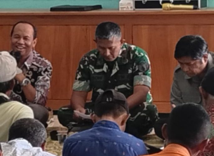 Babinsa Paron Bersama Poktan Ikuti Pelatihan Teknologi Tepat Guna Pertanian Ramah Lingkungan