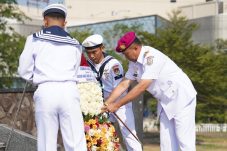 HUT TNI AL ke-81, Kasdam V/Brawijaya Hadiri Ziarah ke TMP Surabaya